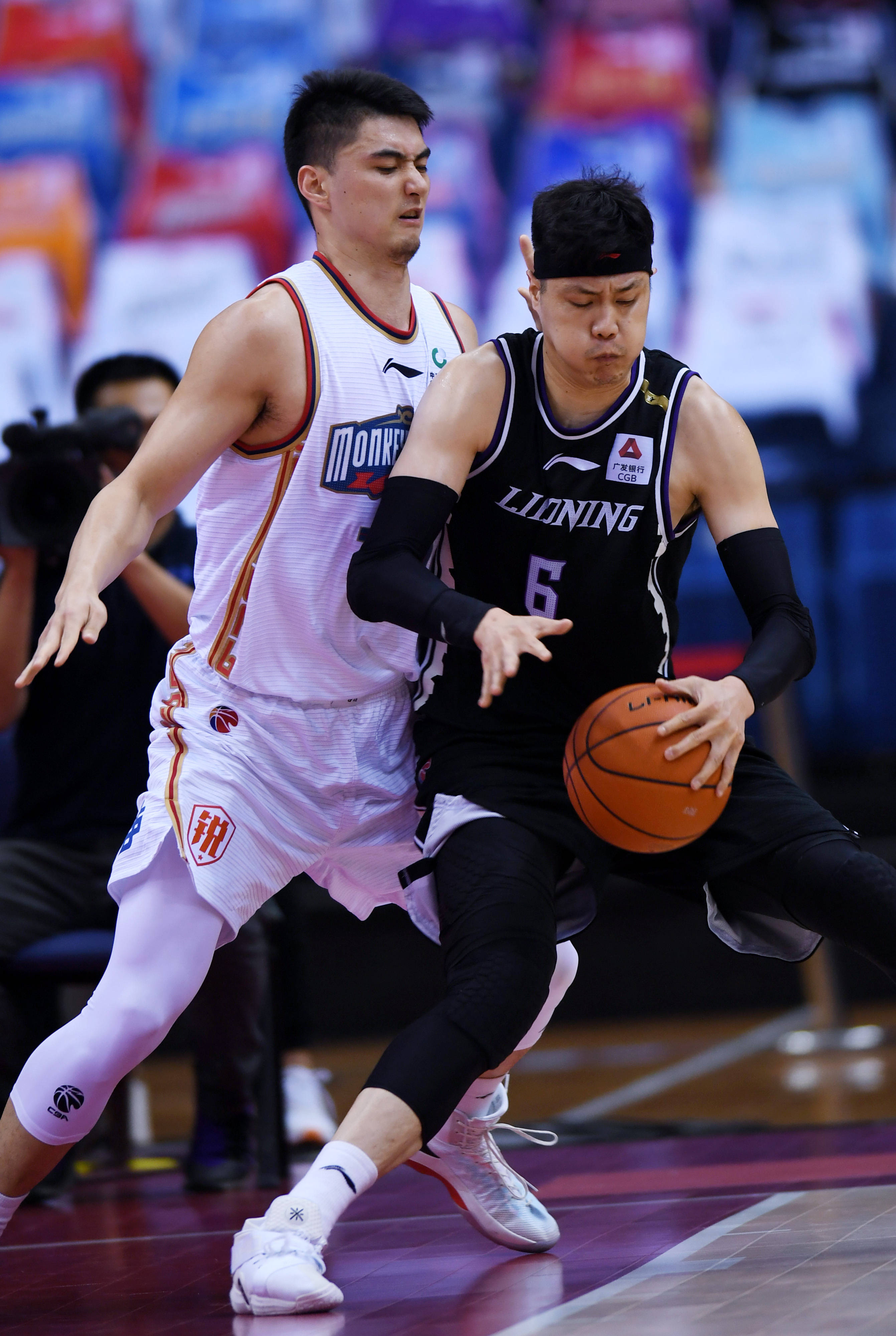 他增加了逼 他增加了逼