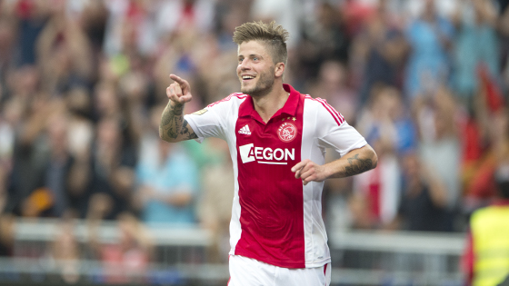 端也表现得 端也表现得